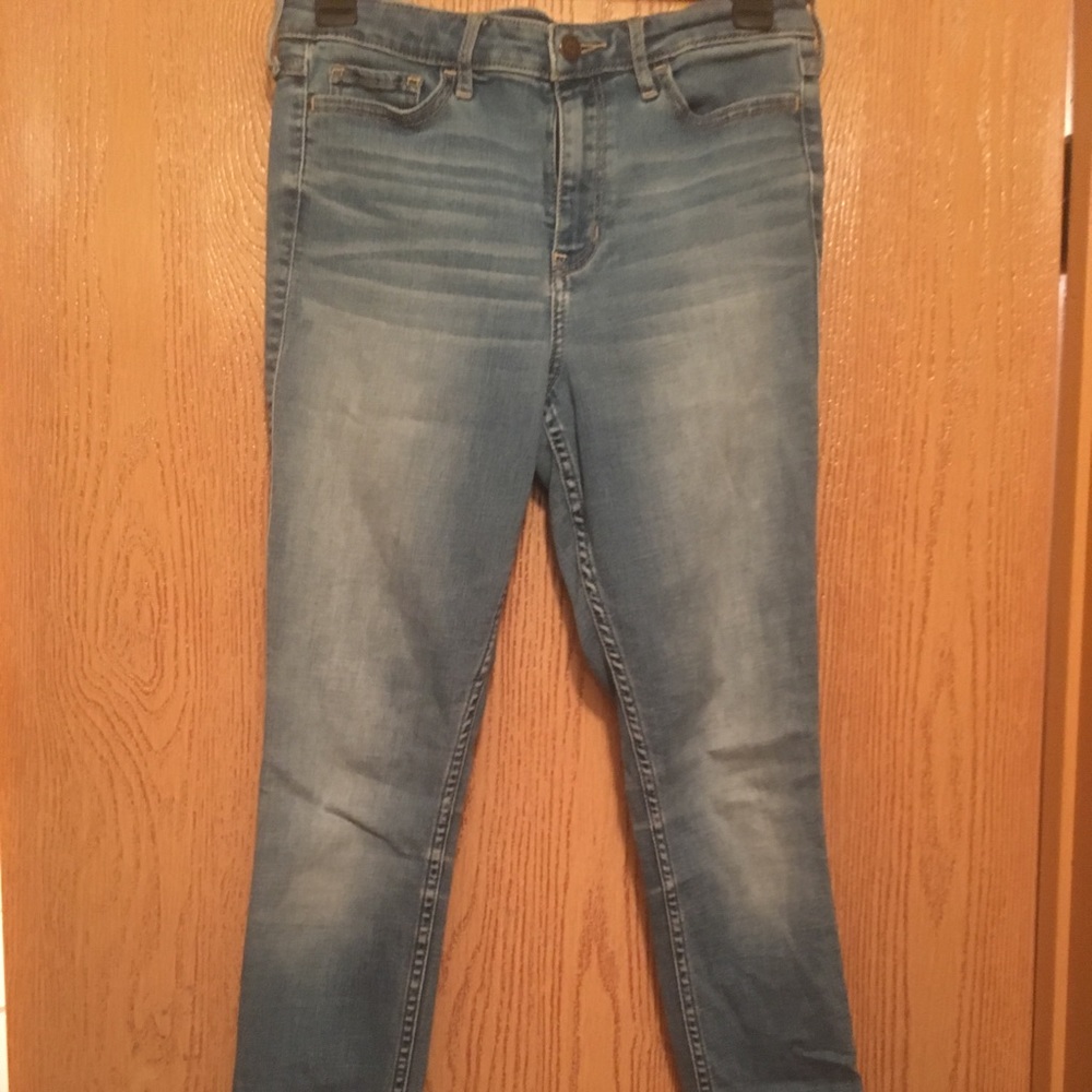 Hollister High Rise Super Skinny Denim Jeans